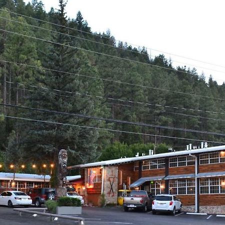 Sitzmark Chalet Inn Рюидозо Екстериор снимка