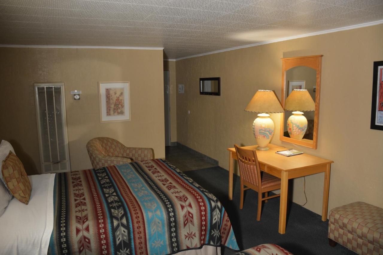 Sitzmark Chalet Inn Рюидозо Екстериор снимка