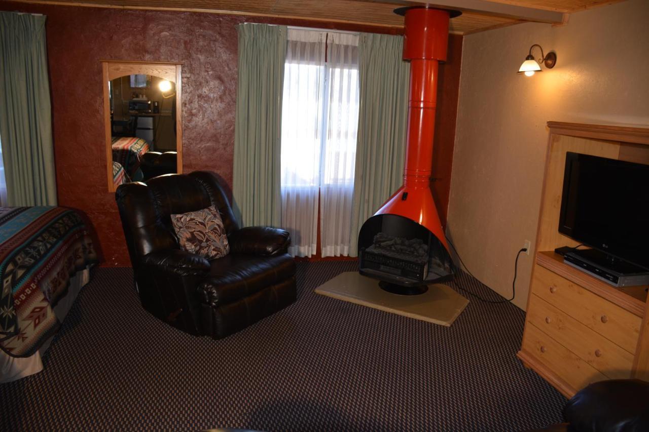 Sitzmark Chalet Inn Рюидозо Екстериор снимка