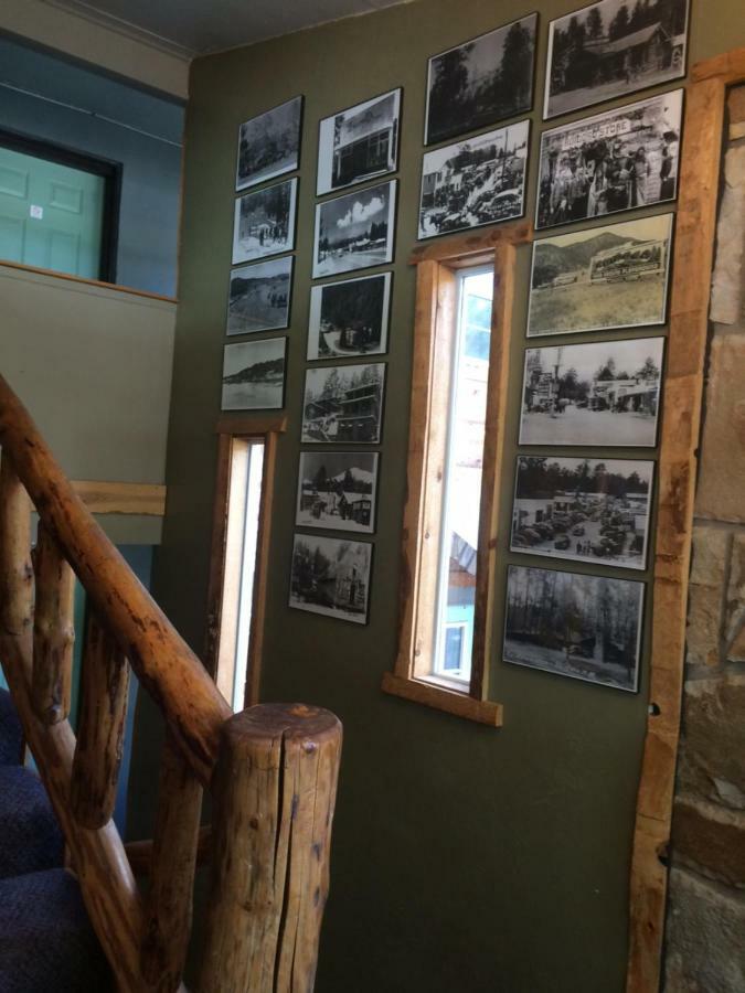Sitzmark Chalet Inn Рюидозо Екстериор снимка