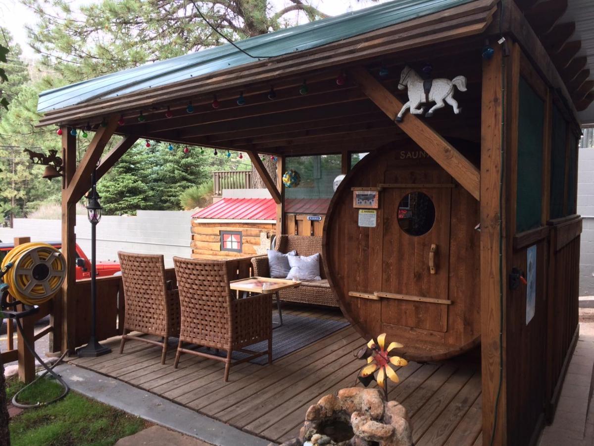 Sitzmark Chalet Inn Рюидозо Екстериор снимка